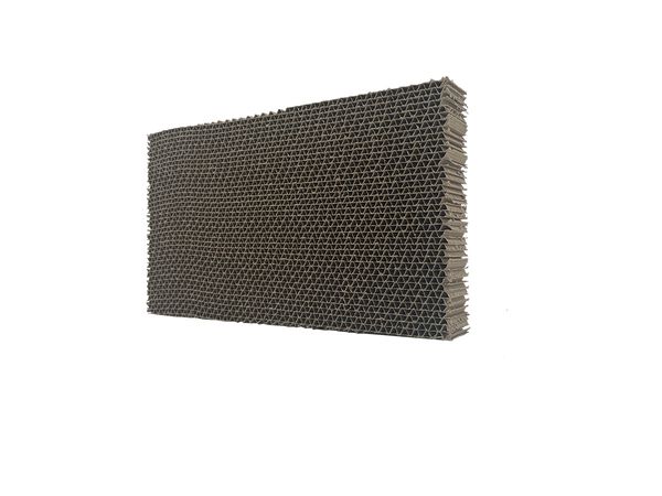 Kleine Kratzmatte zur Krallenpflege Kratzmatte klein stehend